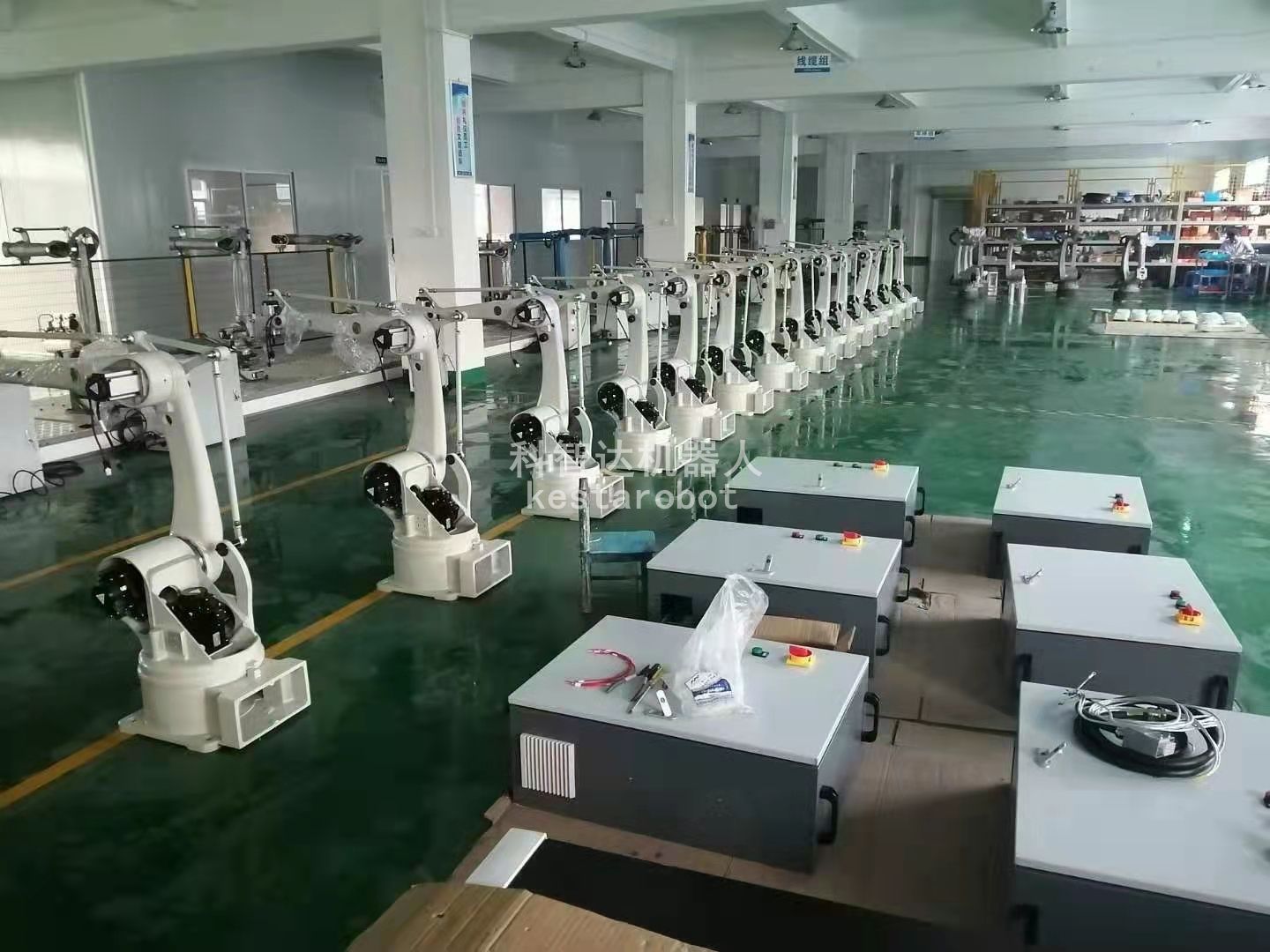 科智達(dá)沖壓機(jī)器人介紹(圖1) 科智達(dá)沖壓機(jī)器人介紹(圖1)